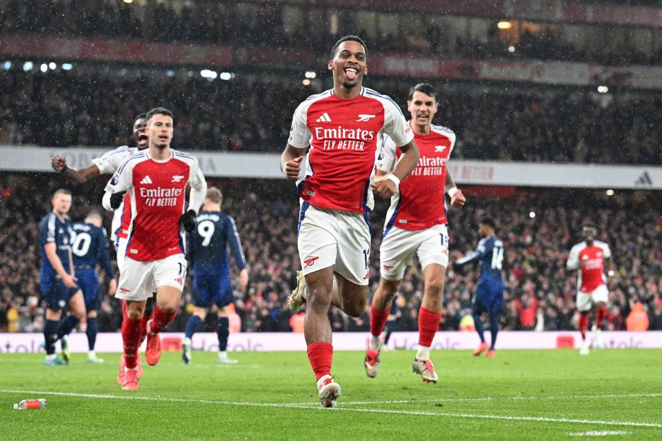 开云体育中国-挪威横扫曼联，马丁内利带队取胜