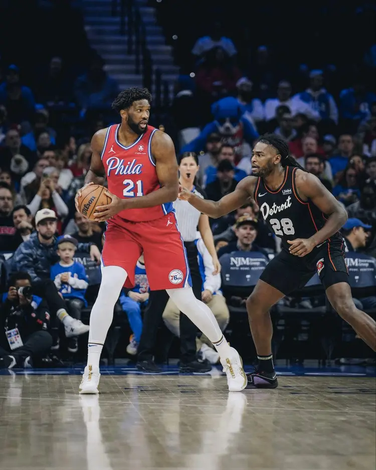 凯尔特人碾压鹈鹕,布伦森高光表现 凯尔特人碾压鹈鹕,布伦森高光表现