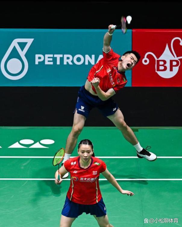 韩国队横扫马来西亚队,黄鸭组合带队取胜 韩国队横扫马来西亚队,黄鸭组合带队取胜